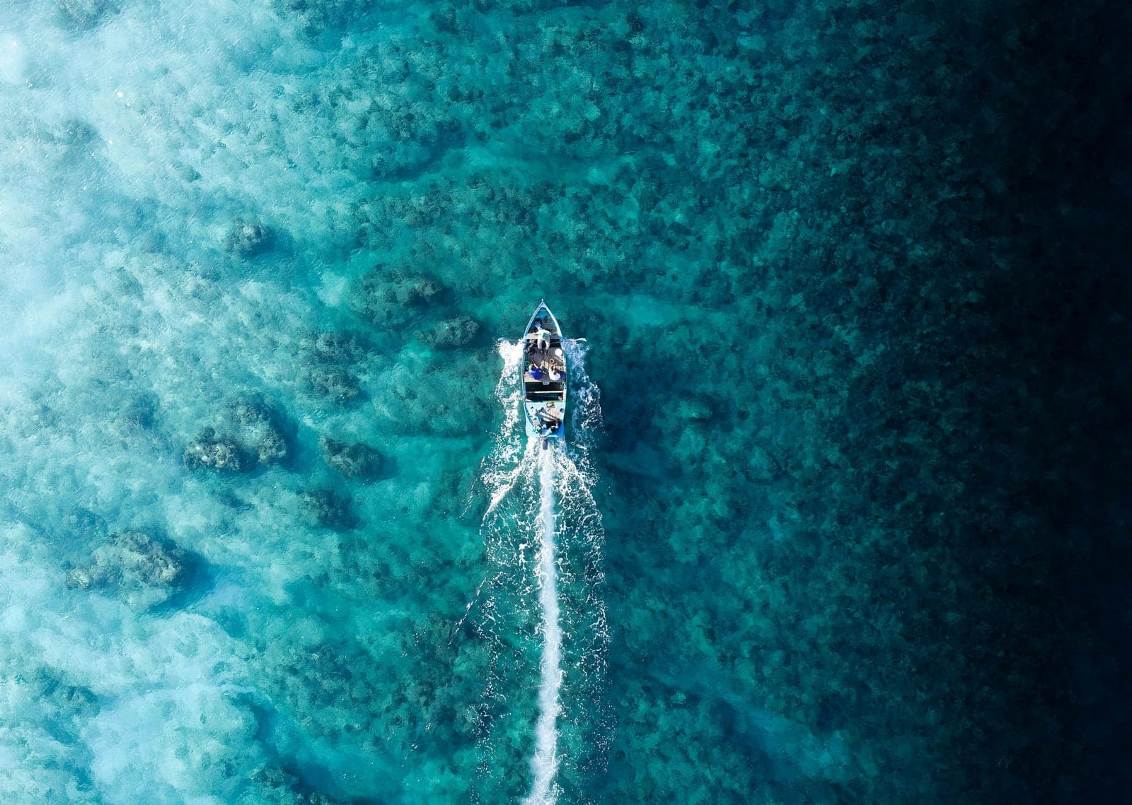 Maldivas prepara una red de barcos eléctricos entre sus islas