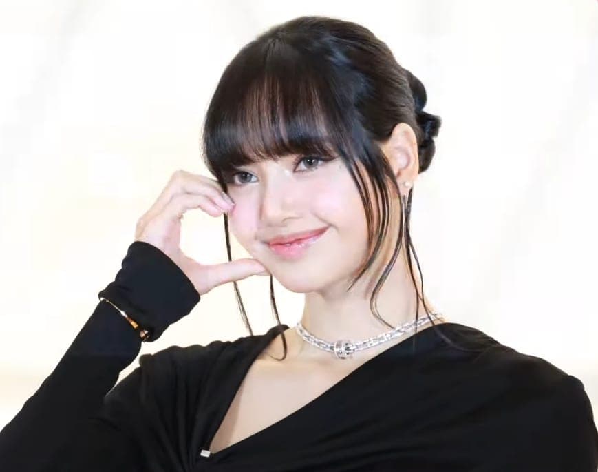 Lisa muestra su vida más allá de Blackpink en "Always Lalisa"