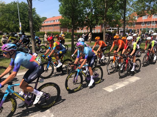 La UCI exige rectas de meta más largas en los sprints