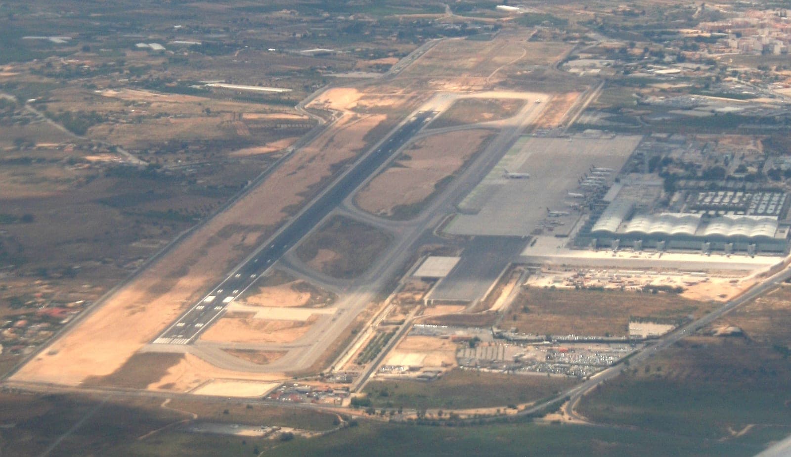 El aeropuerto de Alicante prepara una gran ampliación