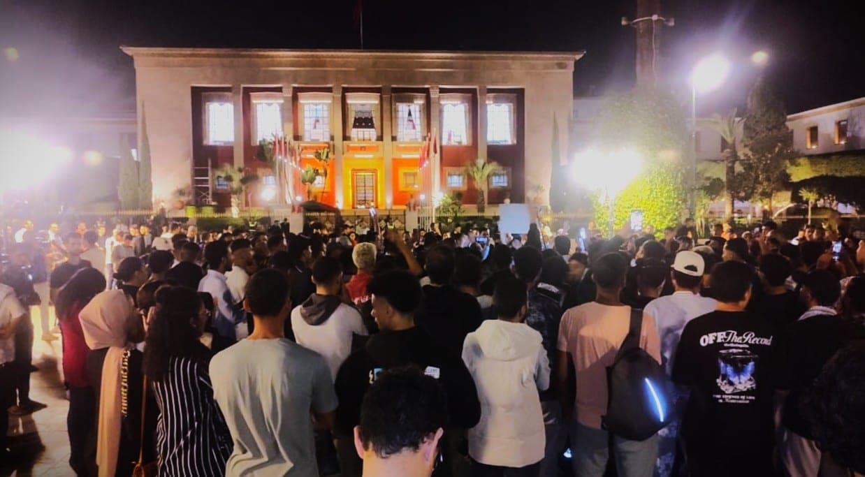 Marruecos vota con el empleo y el futuro de los jóvenes en el centro