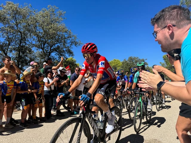 Enric Mas conquista la Vuelta a España 2026