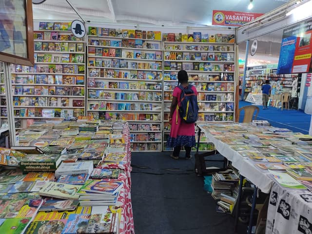 India a través de sus libros y ciudades