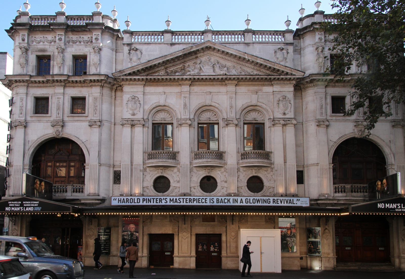 Ian McKellen inaugura un nuevo teatro en Horden