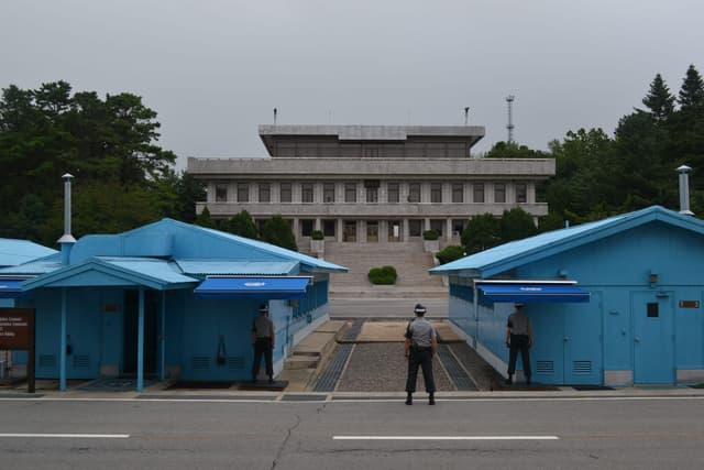 Lee pide diálogo para cerrar la guerra de Corea