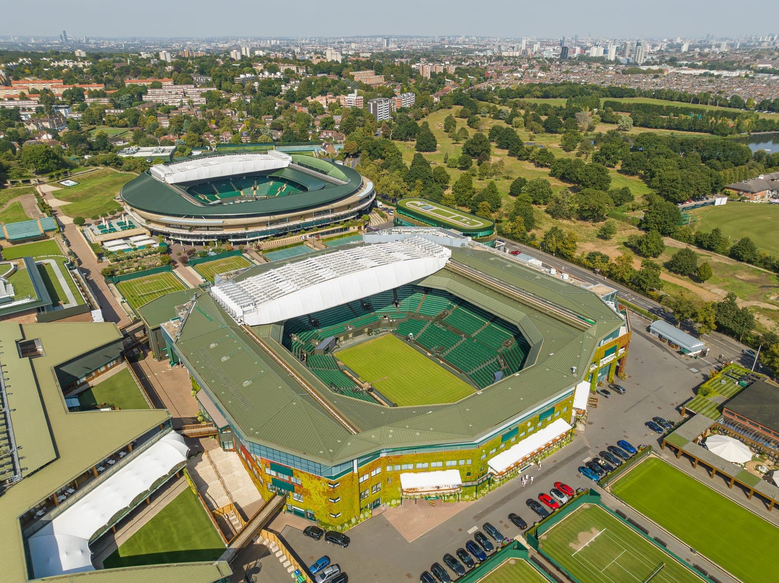 Wimbledon sube los premios, pero sigue el debate con los tenistas